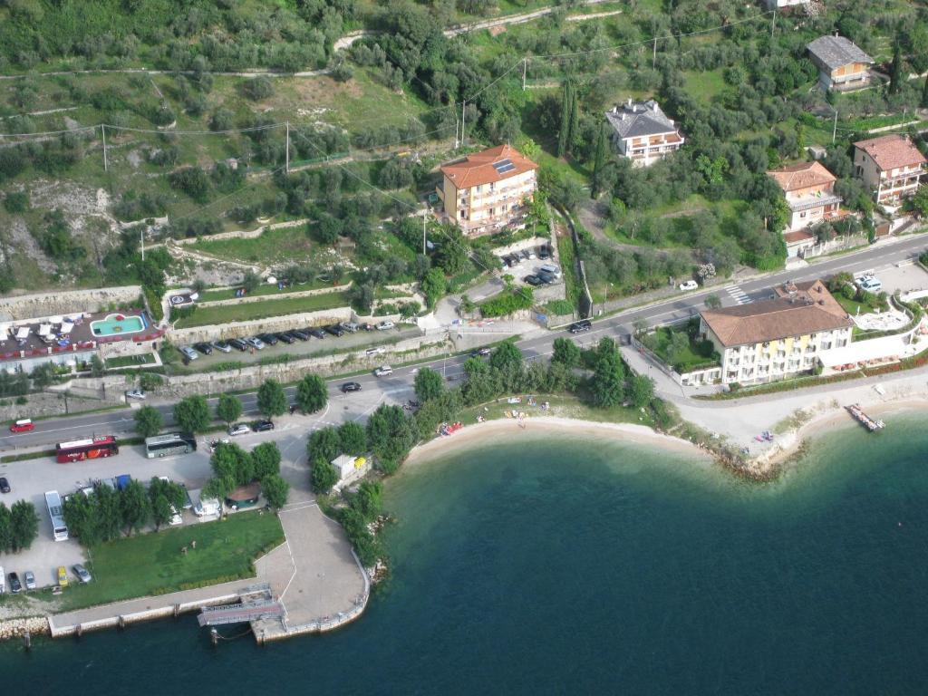 Hotel Casa Marinella Malcesine Exterior foto