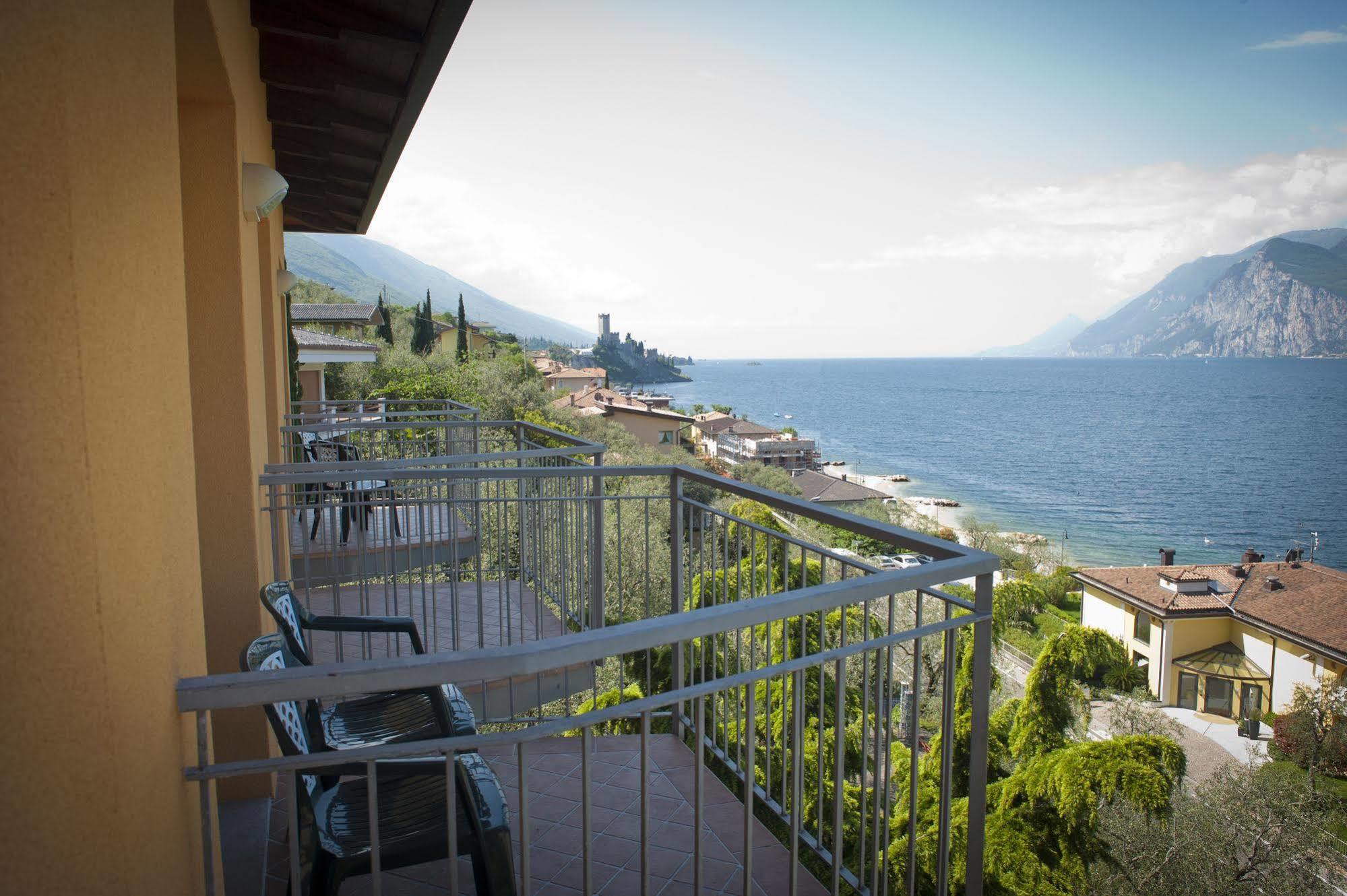 Hotel Casa Marinella Malcesine Exterior foto